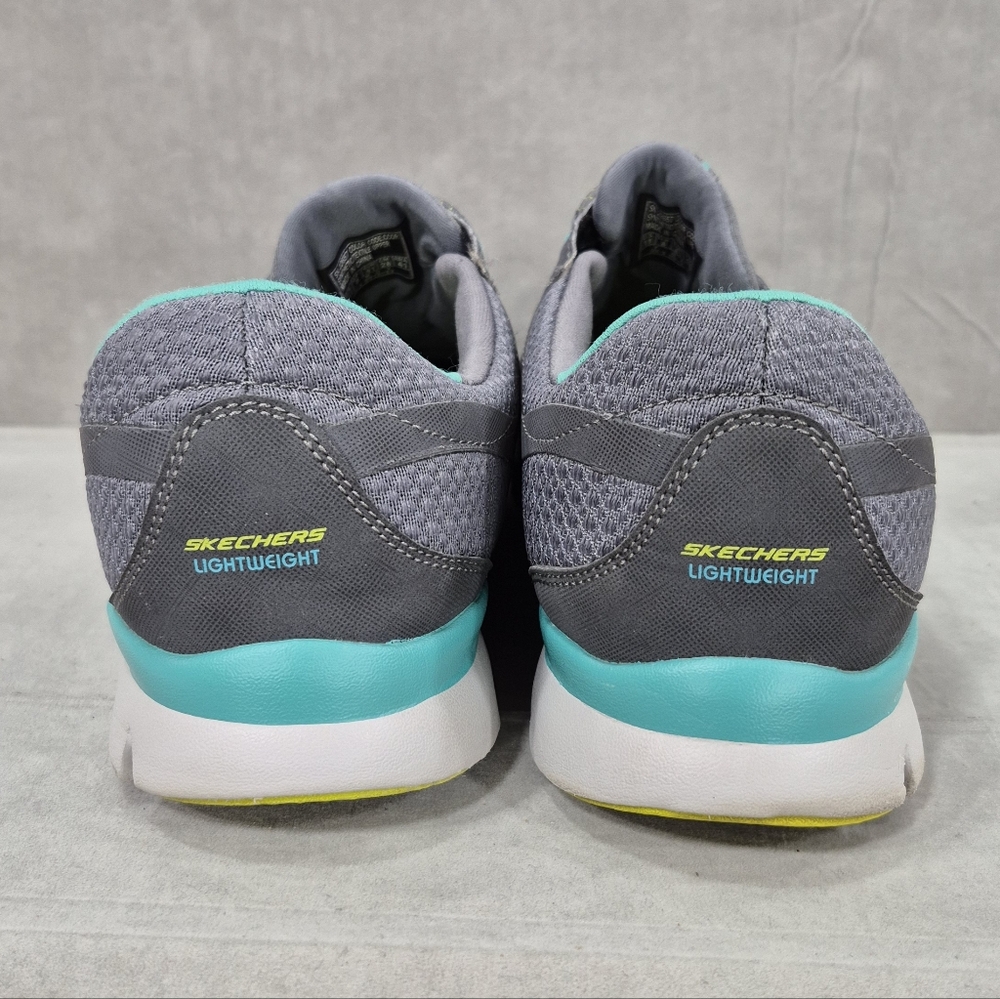 Skechers Hyped Lightweight Sneakers women's 11 gray tiel slip on bungee laces - Picture 5 of 11